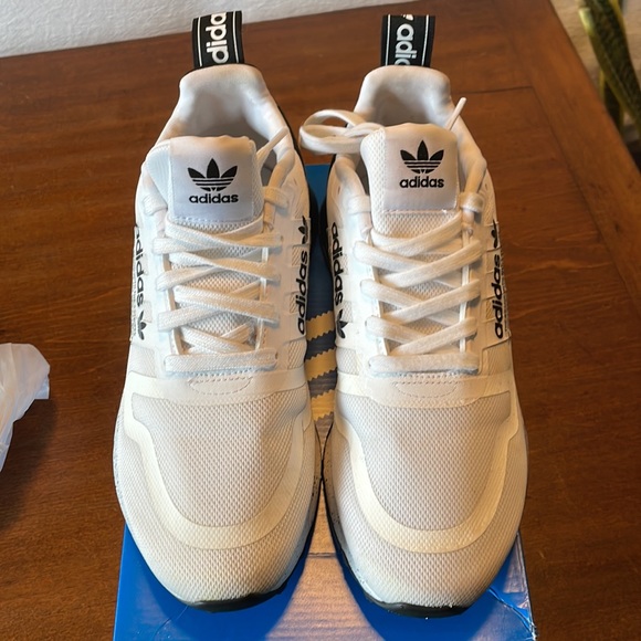Adidas sneakers worn once - Picture 5 of 5
